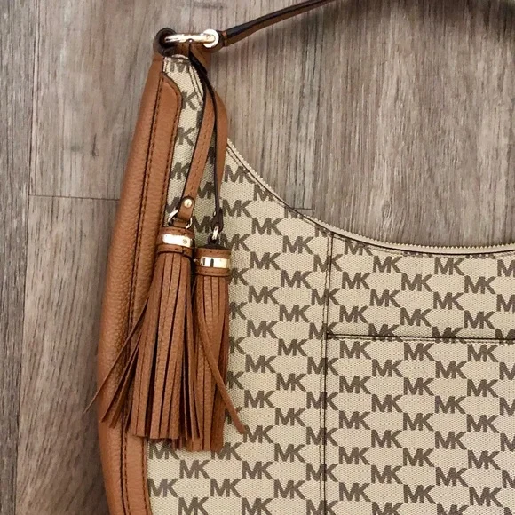 Like New Michael Kors Laryn Tan Coated Canvas Monogrammed Hobo Bag - Picture 4 of 8